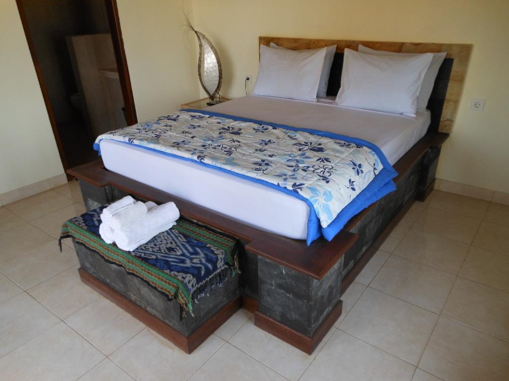 Barong Cafe Bungalow And Restaurant Amed  Luaran gambar